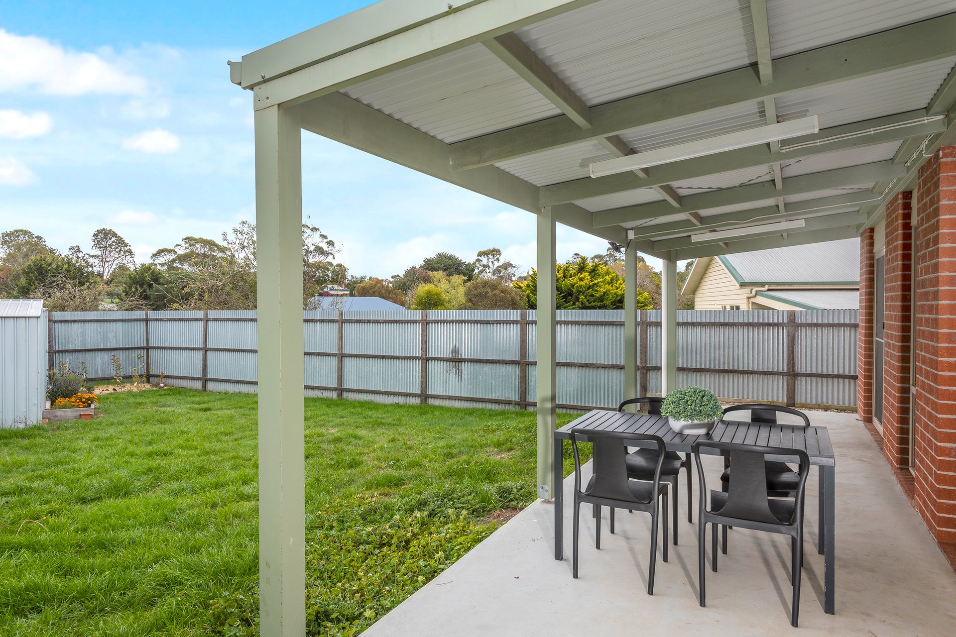Property Gallery Thumbnail 12
