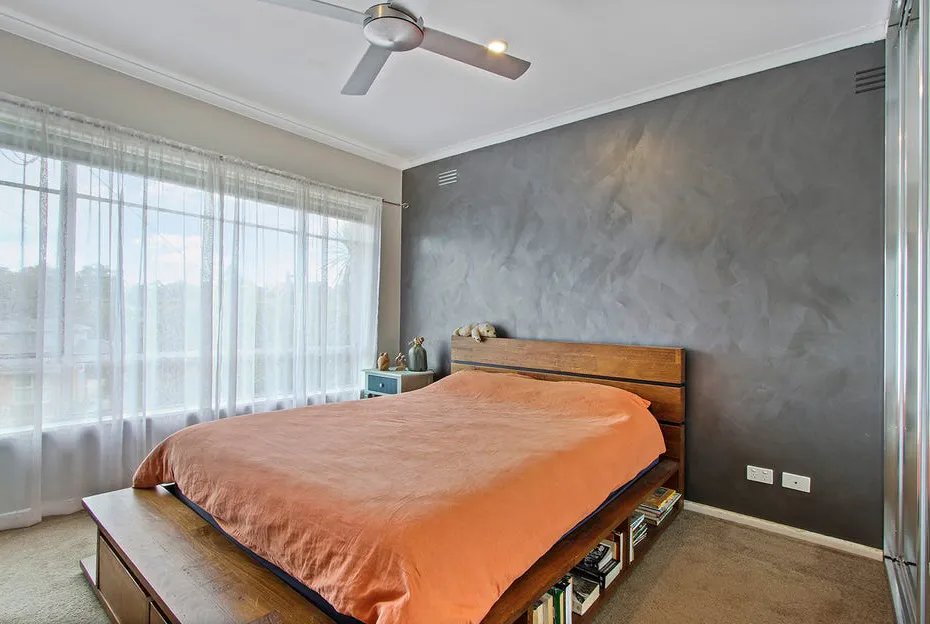 21 Swinburne Avenue, Mooroolbark image 3