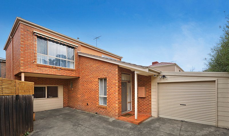 2/1 Tadedor Court, Forest Hill image 5
