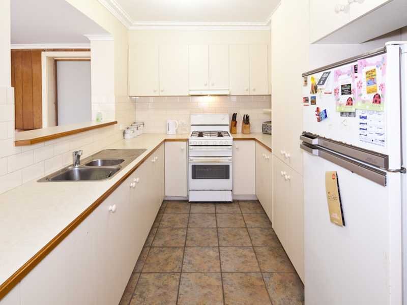 21 Tasman Avenue, Belmont image 3