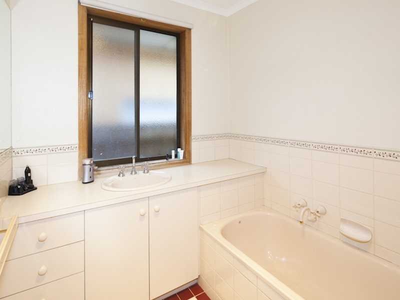 21 Tasman Avenue, Belmont image 13