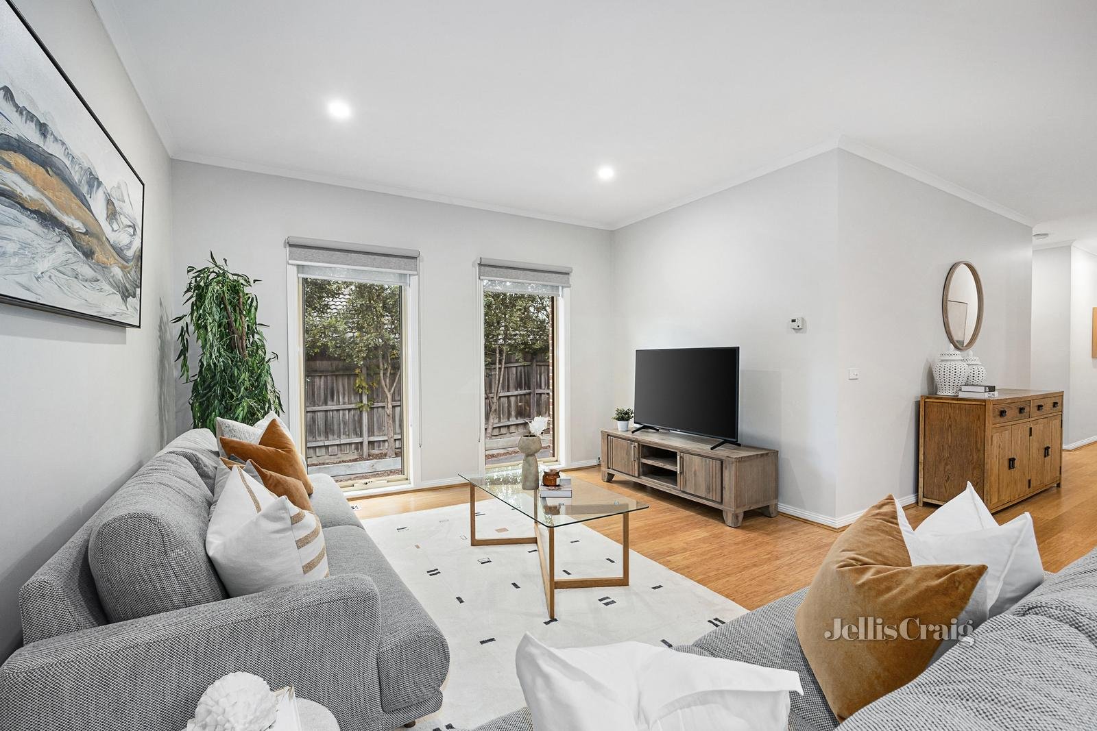 2/1 Tasman Avenue, Nunawading image 2