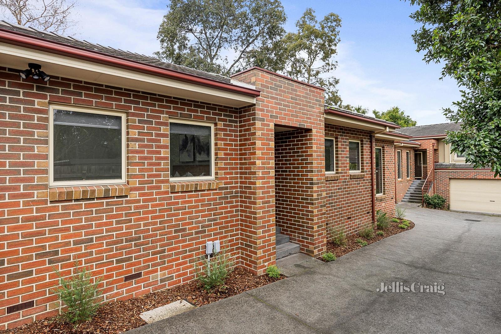 2/1 Tasman Avenue, Nunawading image 8