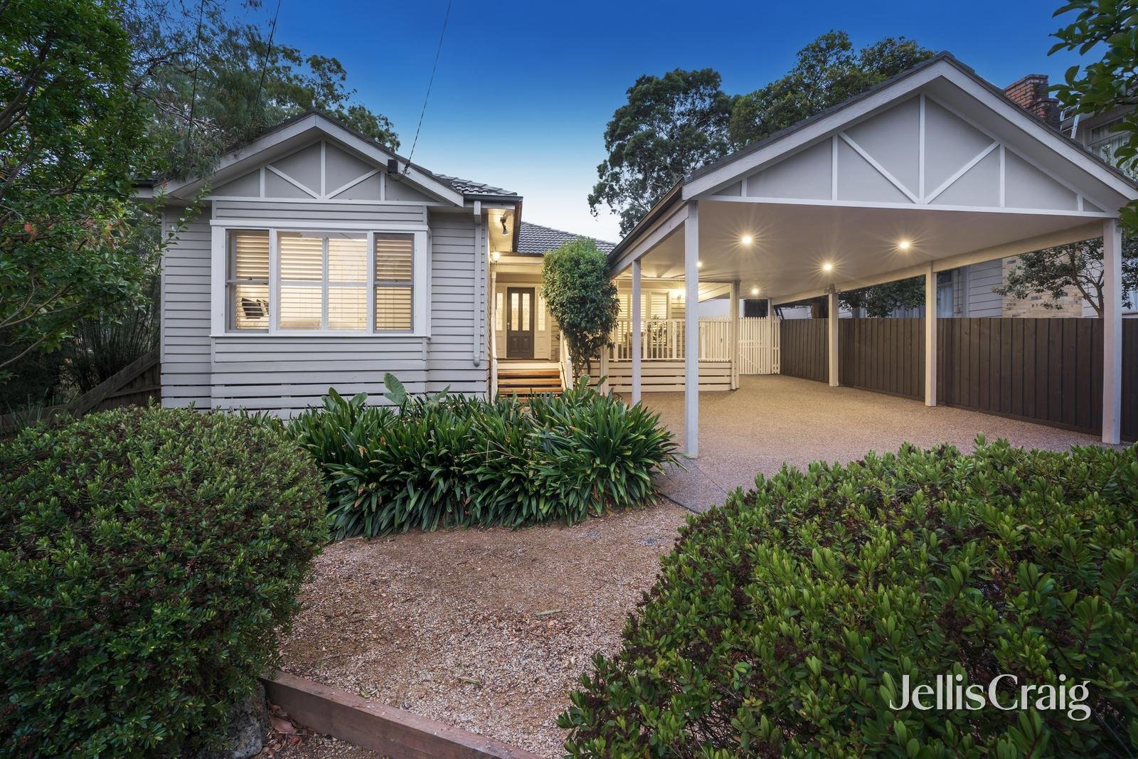 21 The Ridge, Blackburn image 1