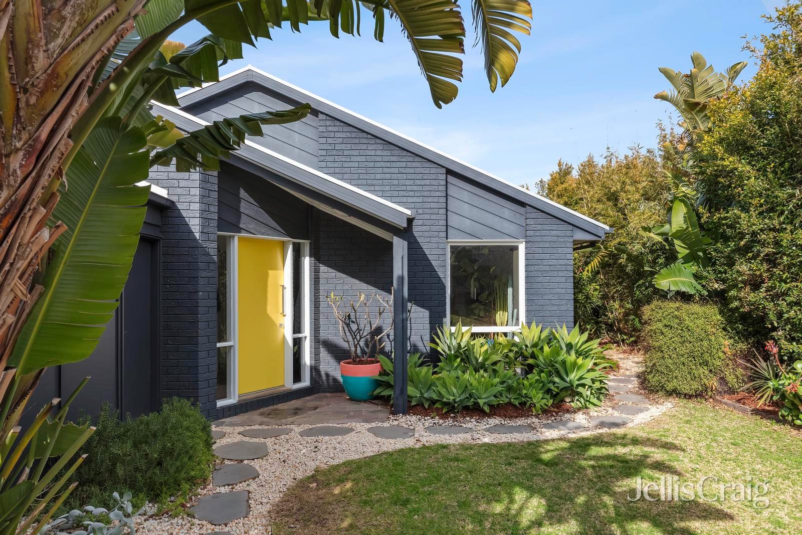 21 Thomson Drive, Barwon Heads image 1