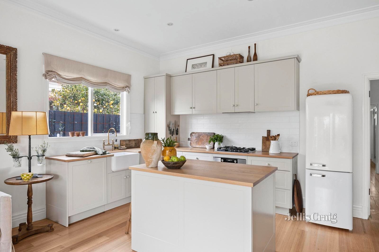 21 Thorne Street, East Geelong image 5
