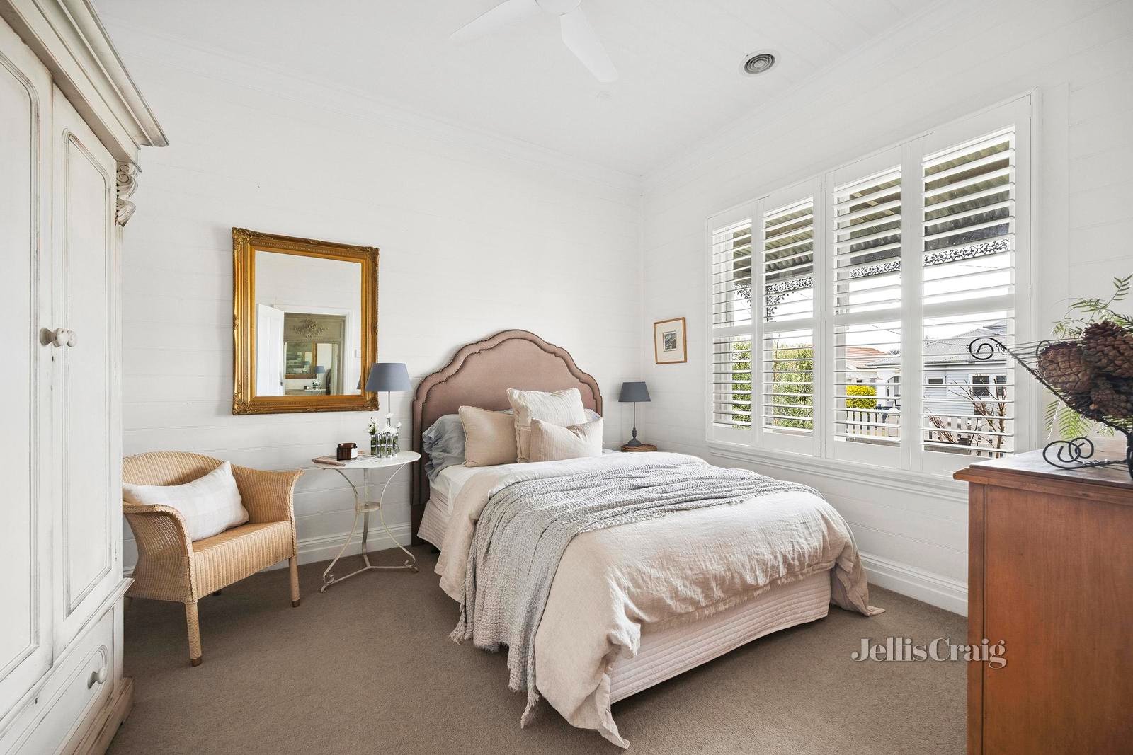 21 Thorne Street, East Geelong image 7