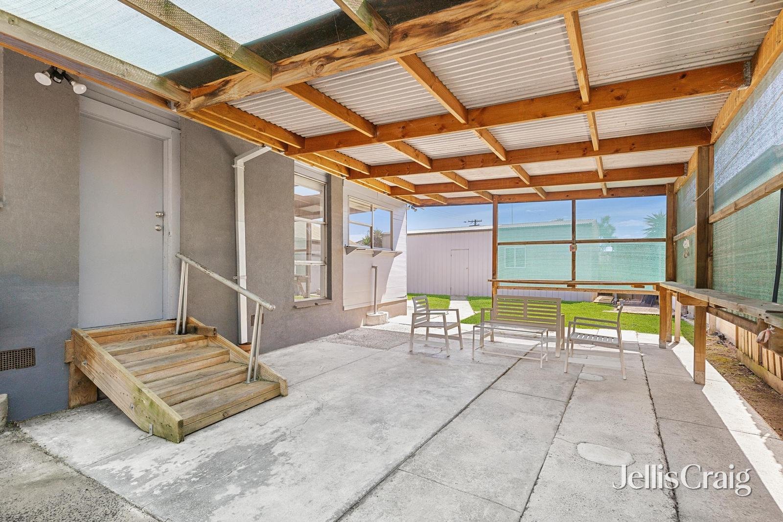 21 Titan Street, Whittington image 6