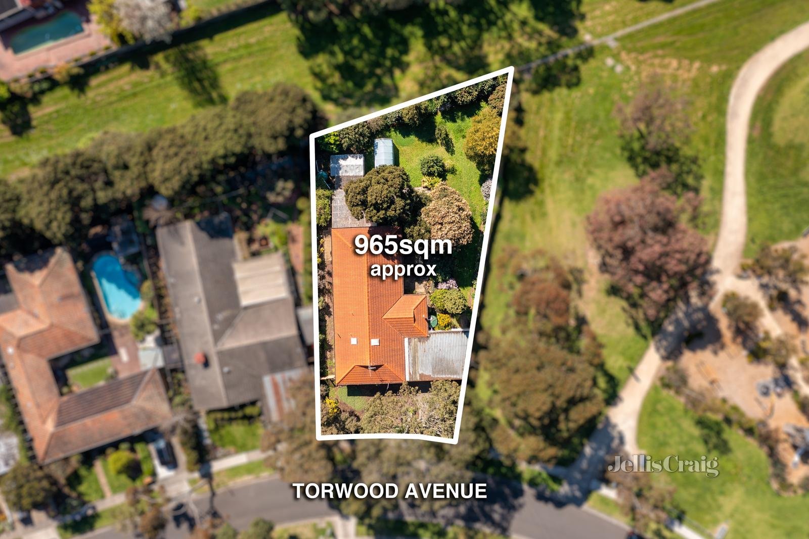 21 Torwood Avenue, Glen Waverley image 2