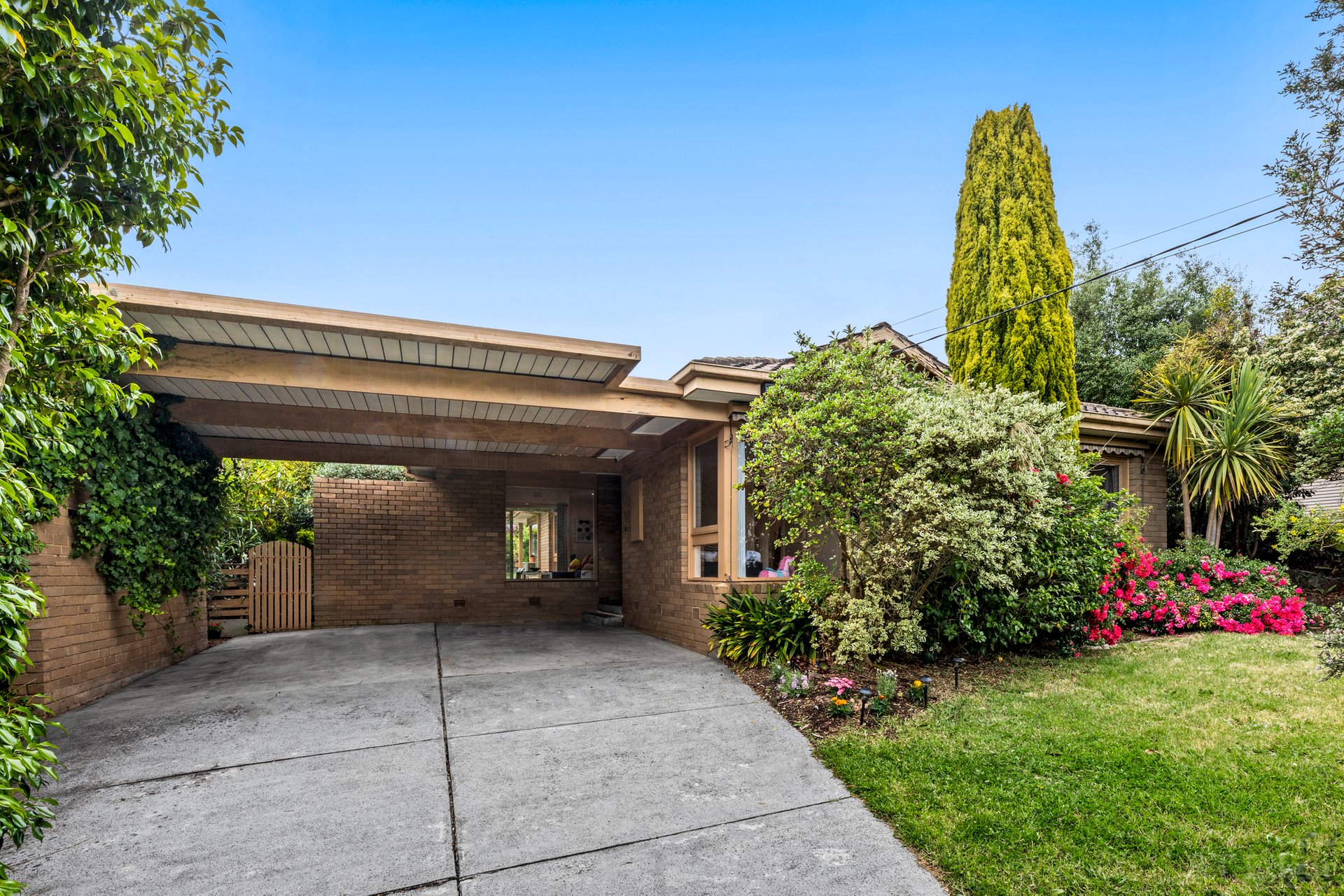 Property Gallery - Main Image