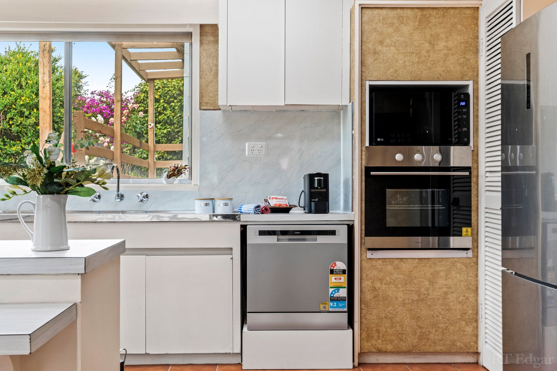 Property Gallery Thumbnail 7