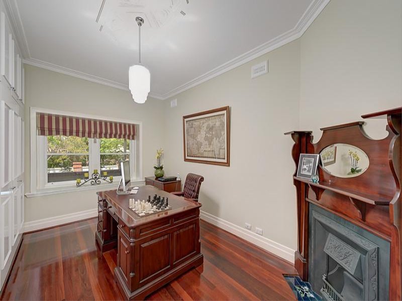 21 Turner Street, Glen Iris image 8