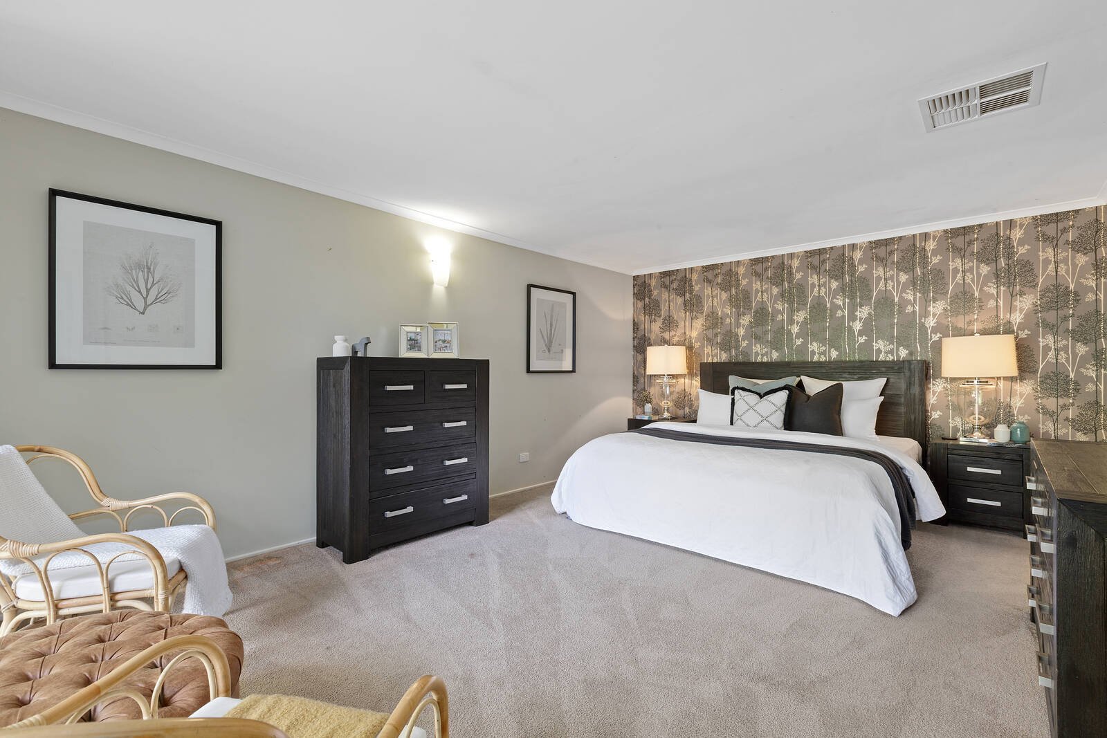 Property Gallery Thumbnail 5