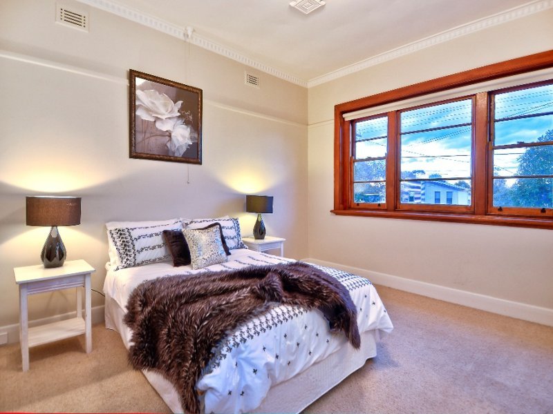 21 Upper Skene Street, Newtown image 6