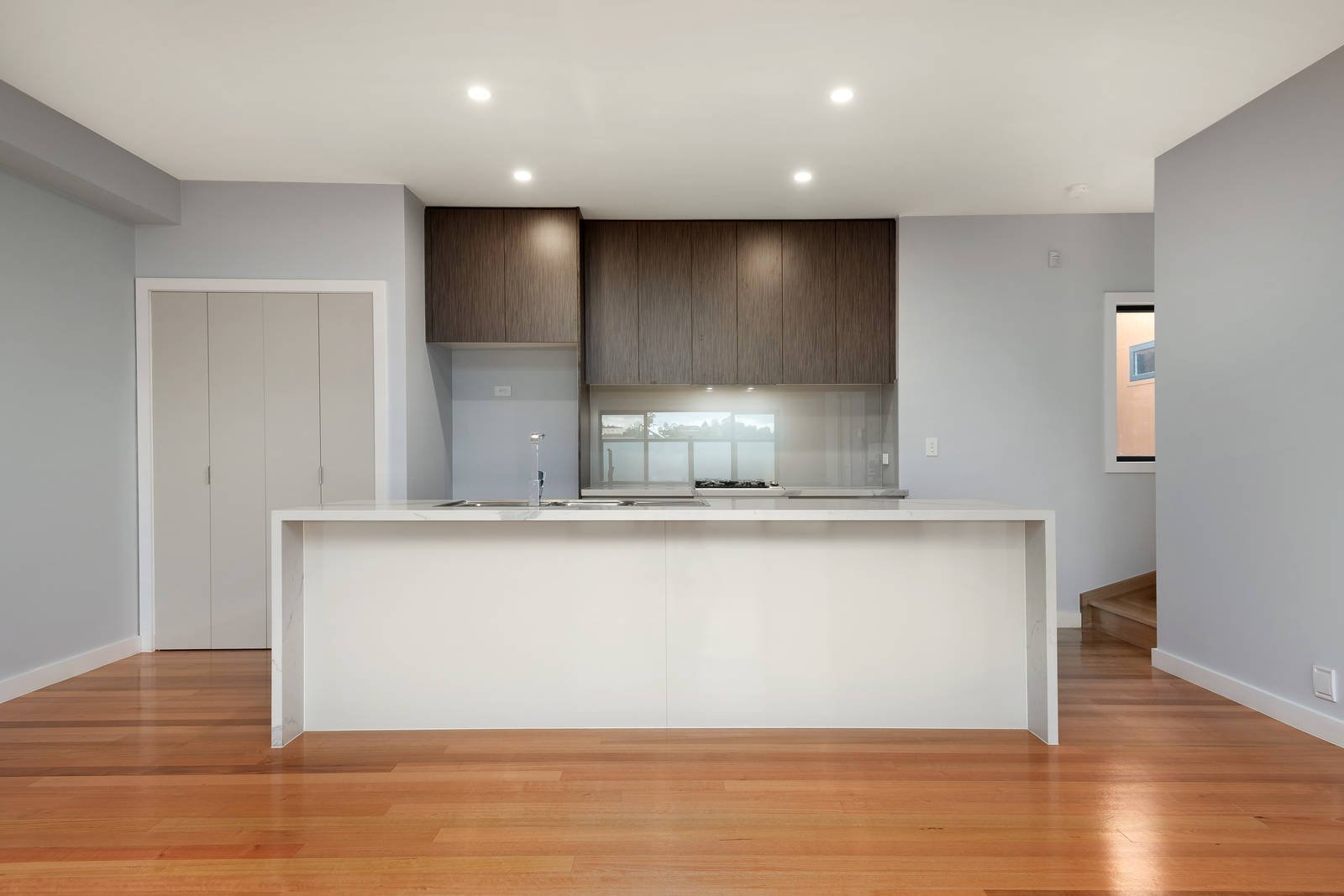 Property Gallery Thumbnail 4