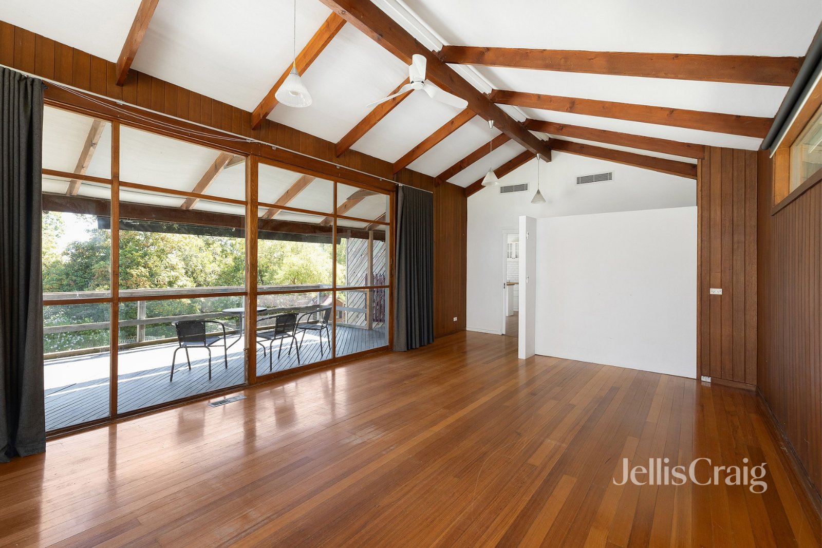 21 View Hill Crescent, Eltham image 3