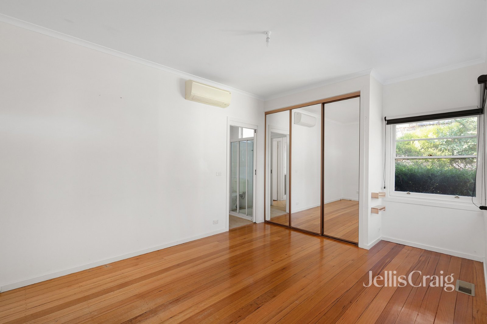 21 View Hill Crescent, Eltham image 7