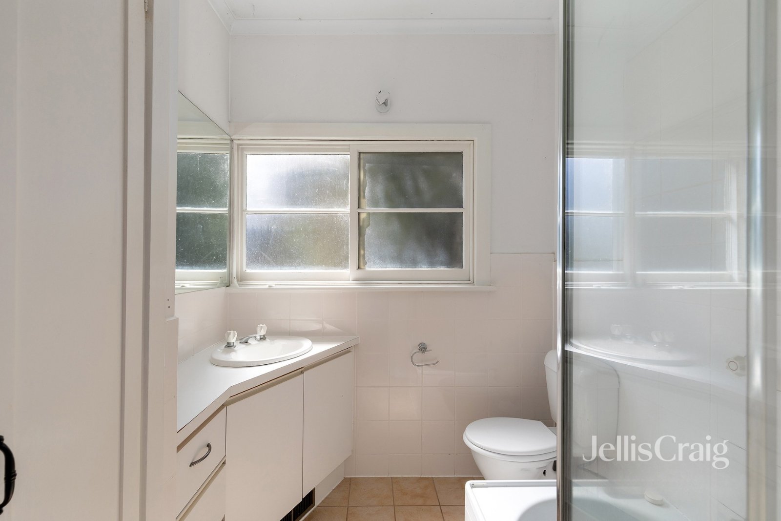 21 View Hill Crescent, Eltham image 8
