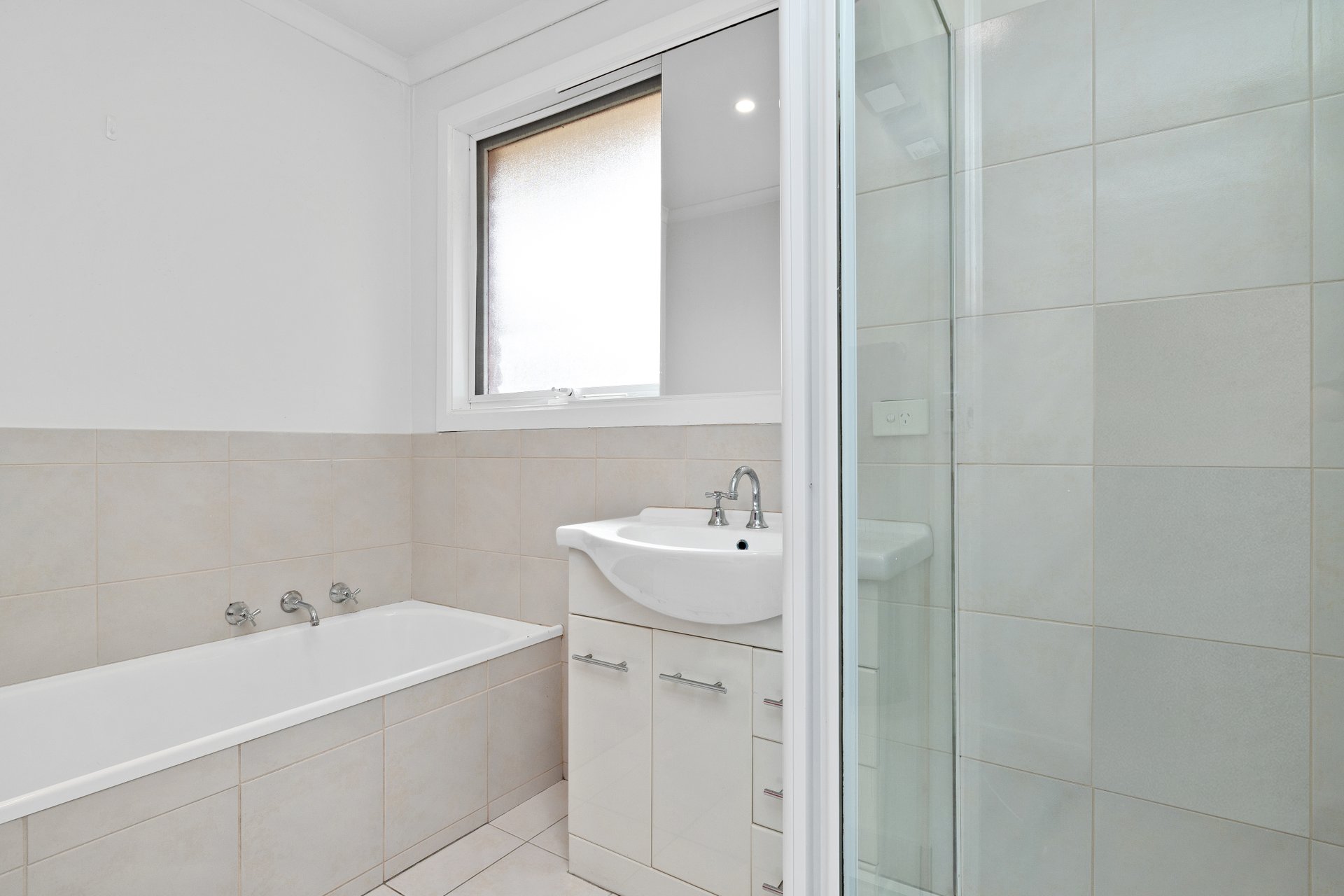21 Vinter Avenue, Croydon image 7