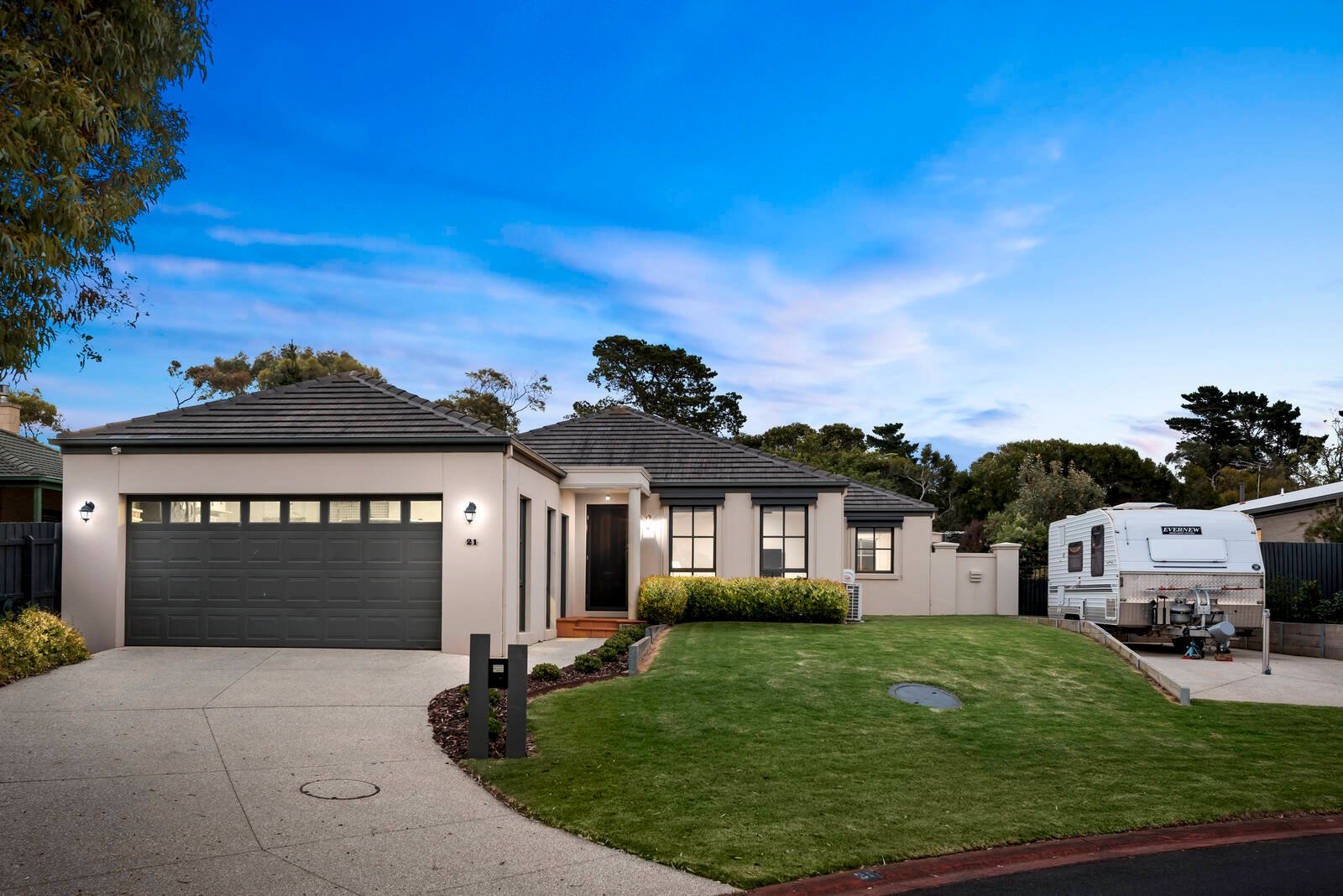 Property Gallery - Main Image