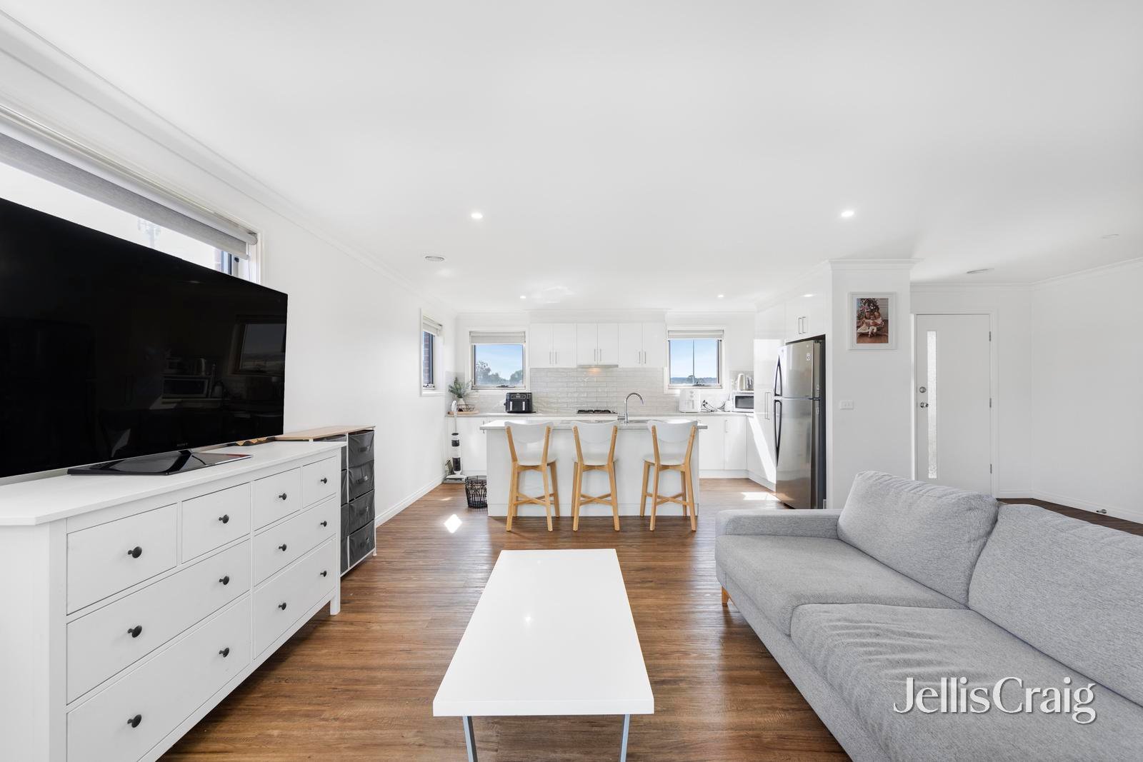 2/1 Whitta Street, Sebastopol image 3