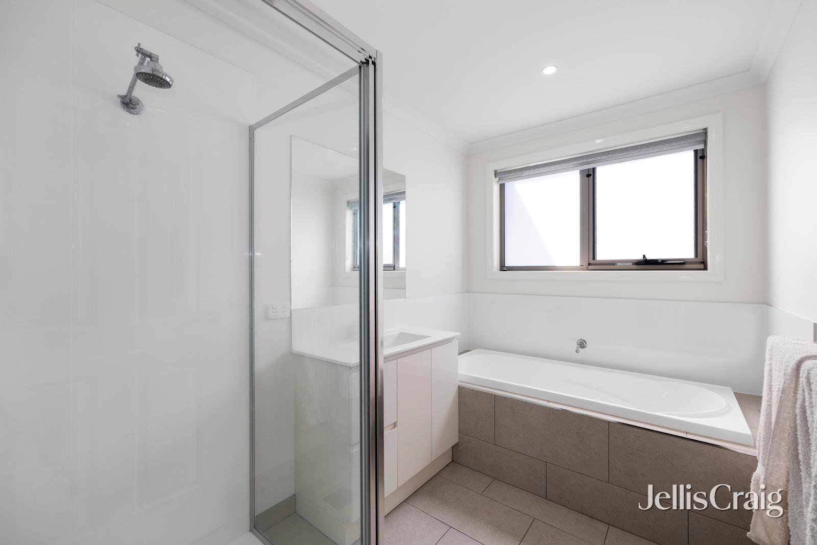 2/1 Whitta Street, Sebastopol image 10
