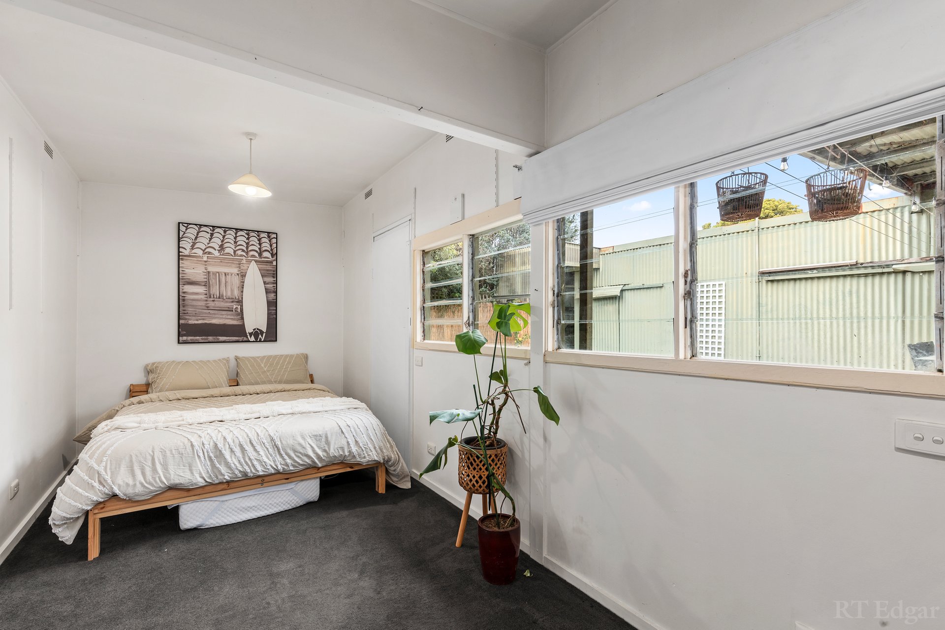 Property Gallery Thumbnail 11