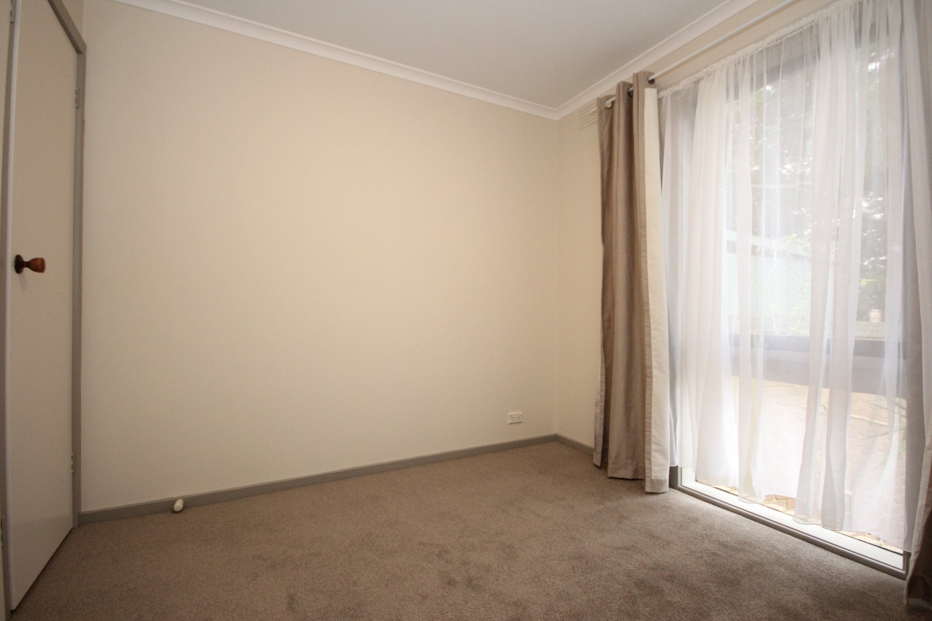 2/1 Wilson Street, Ringwood East image 7