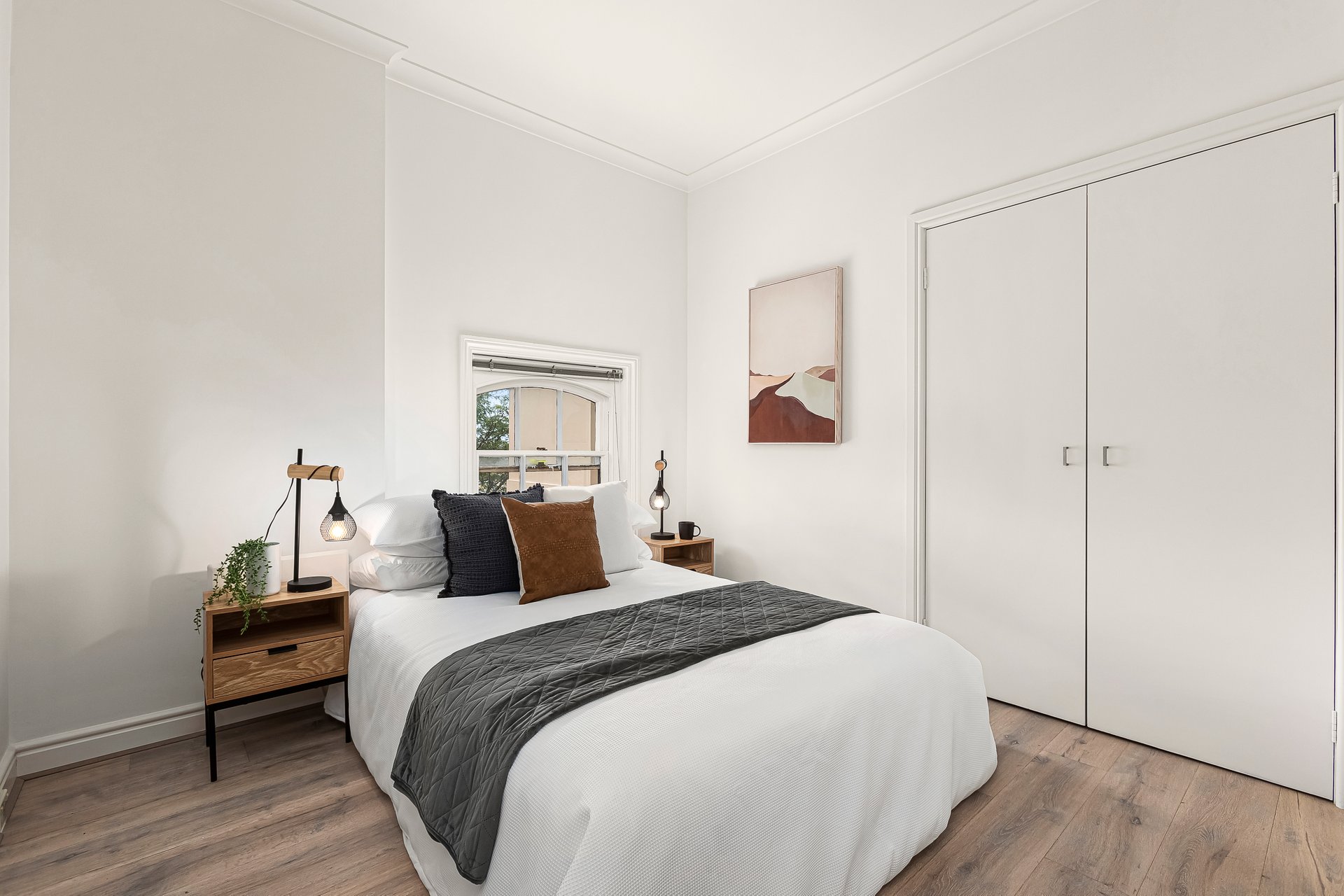 Property Gallery Thumbnail 5
