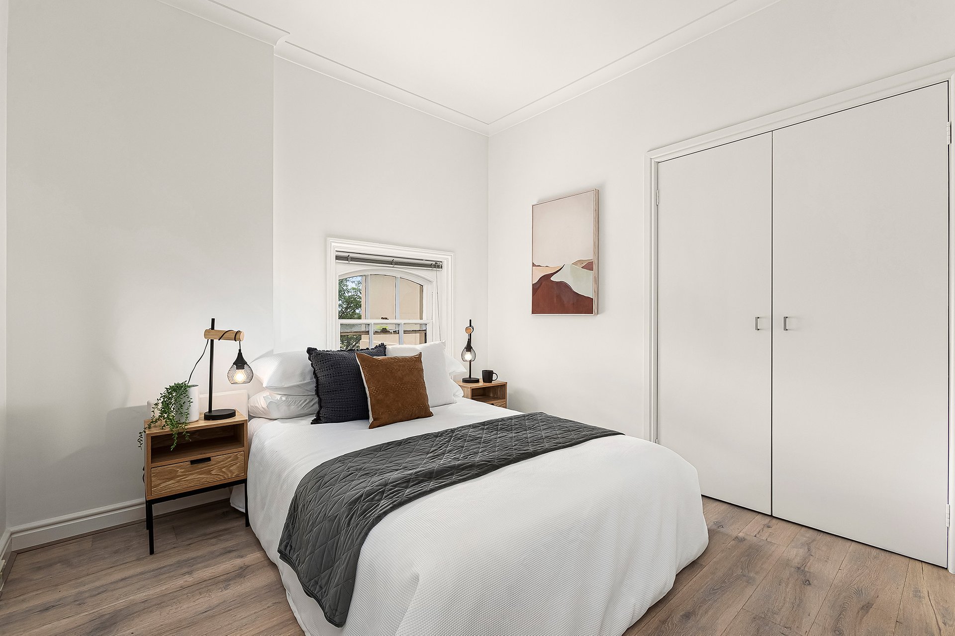 Property Gallery Thumbnail 3