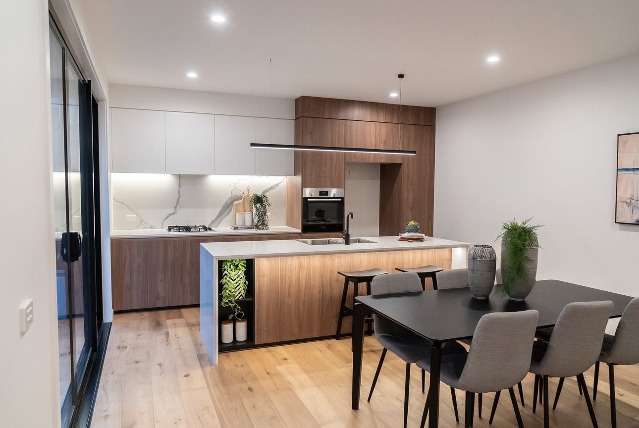2/1 Winton Street, Burwood image 2