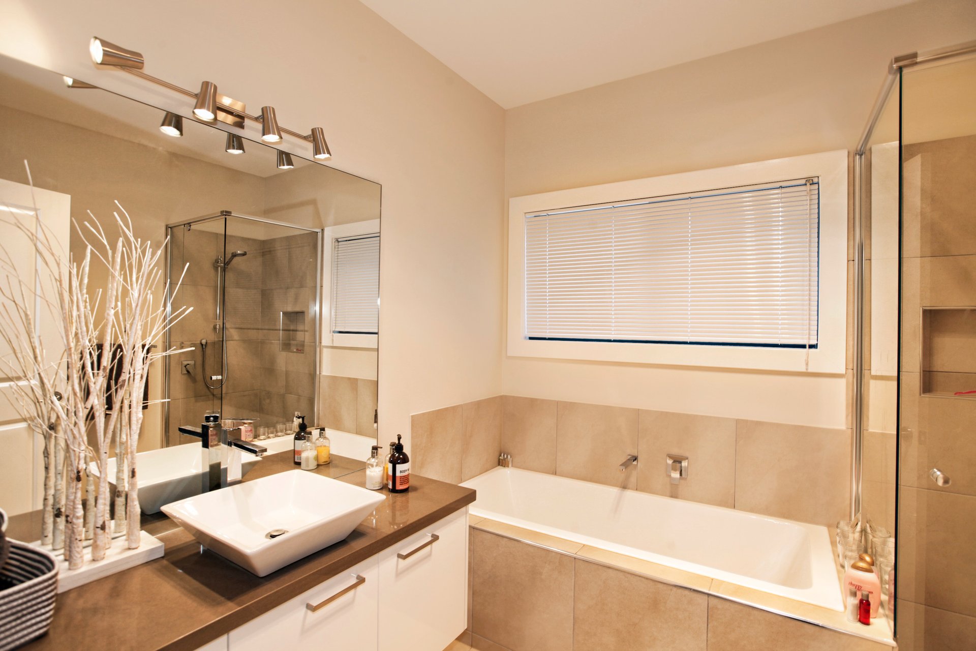 Property Gallery Thumbnail 4