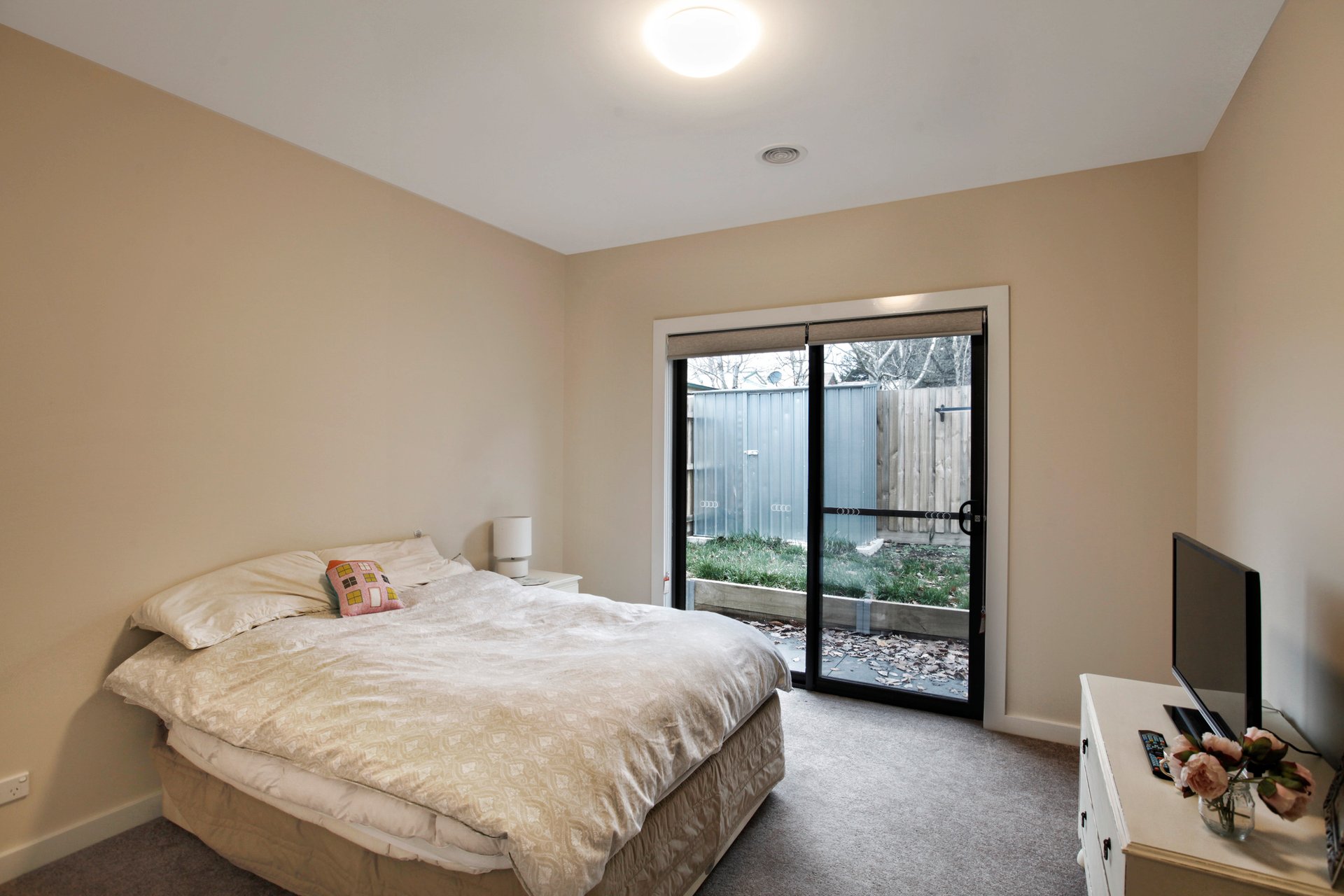 Property Gallery Thumbnail 5