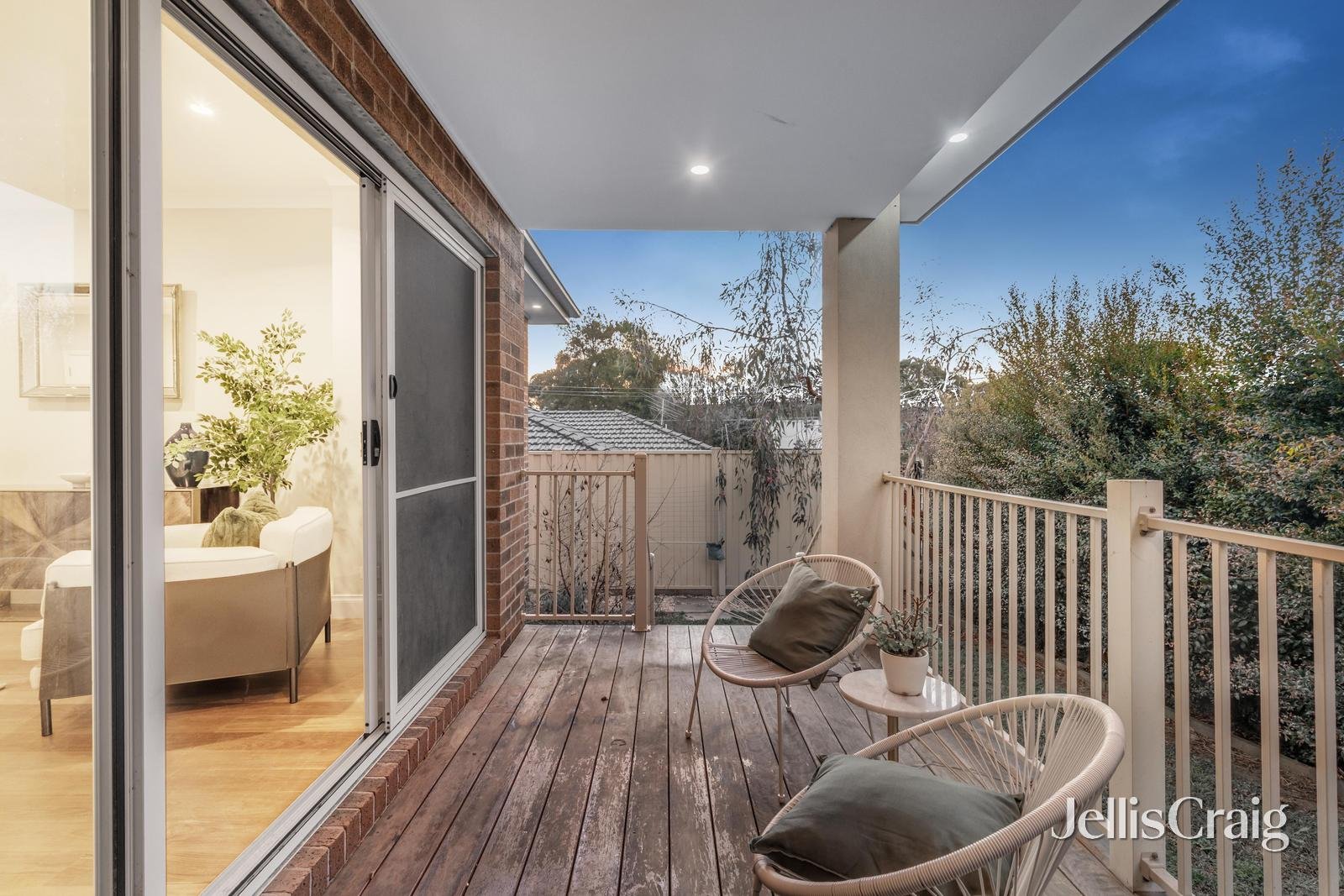 2/1 Woolert Street, Ashwood image 12