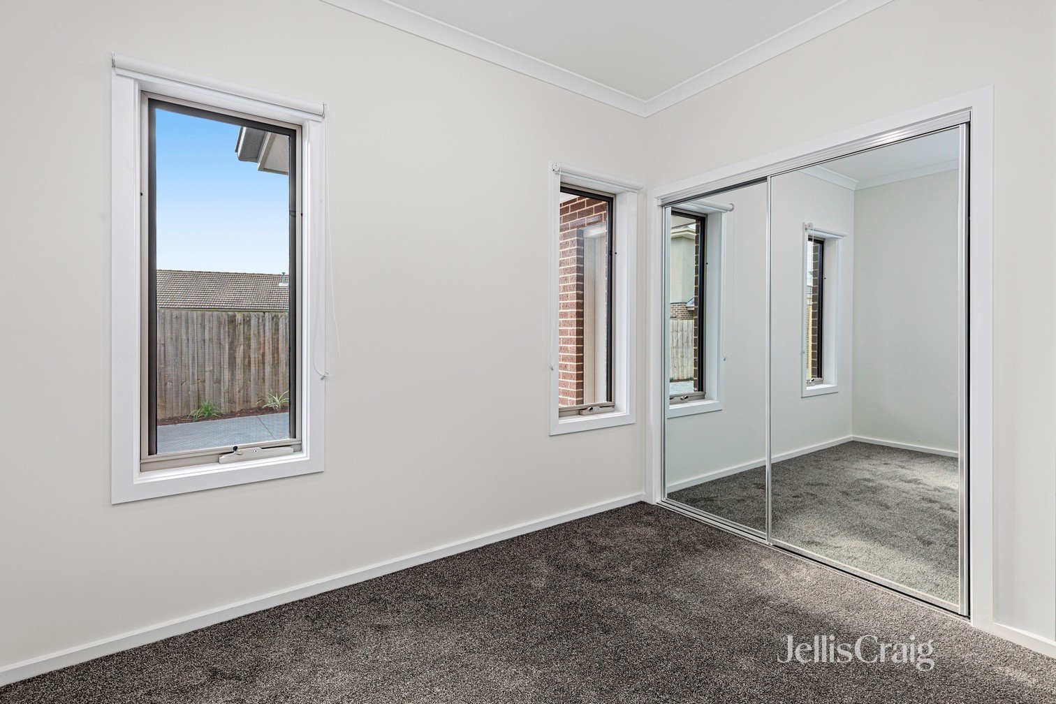 2/1 Wright Street, Laverton image 6