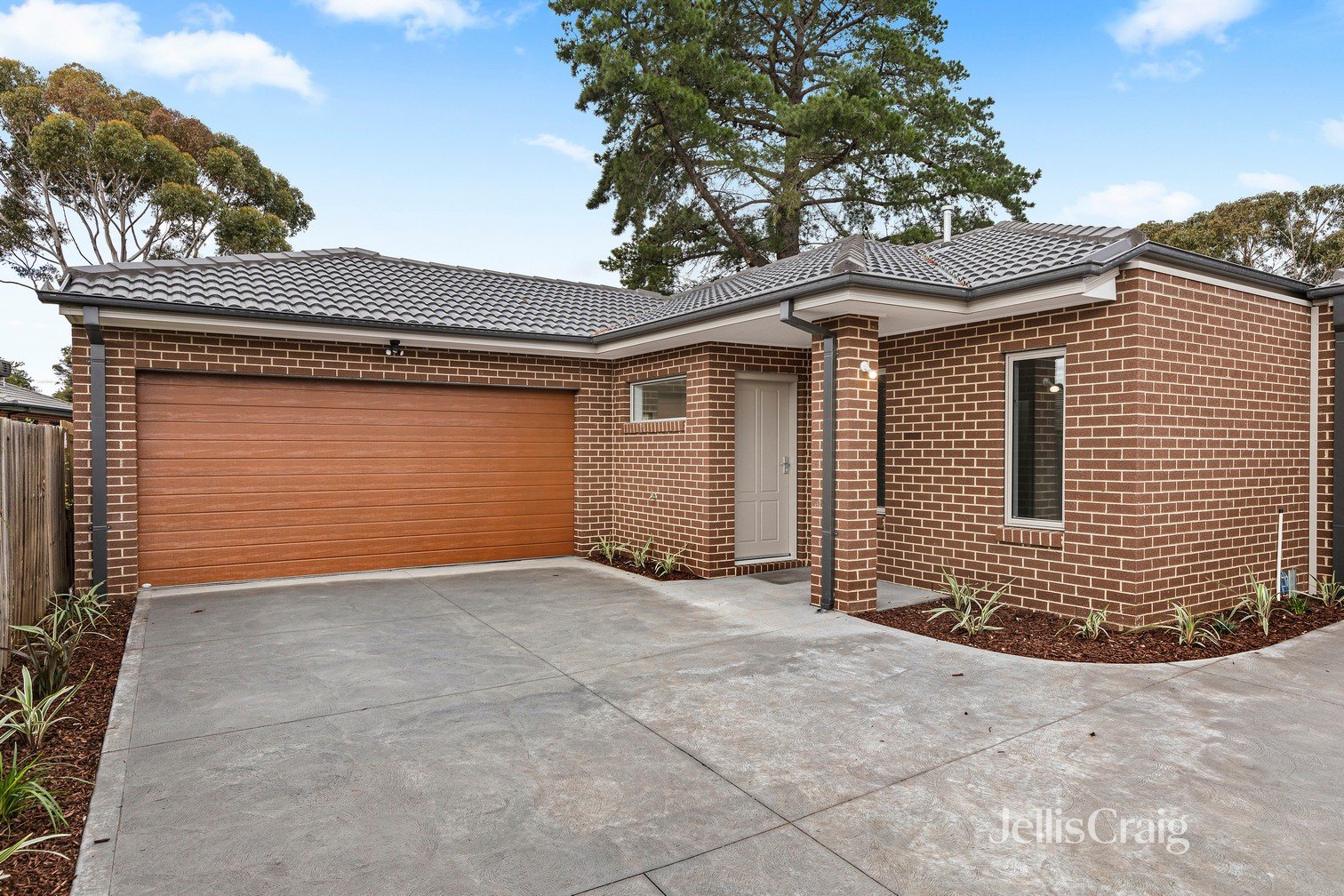 2/1 Wright Street, Laverton image 10