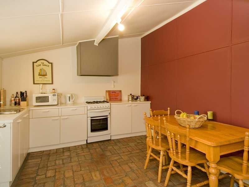 21 Yuille Street, Geelong West image 2