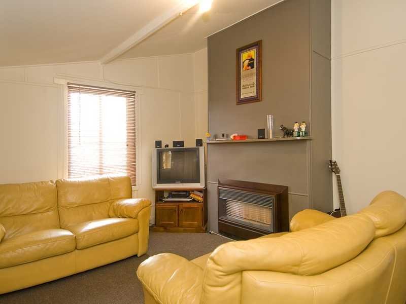 21 Yuille Street, Geelong West image 3