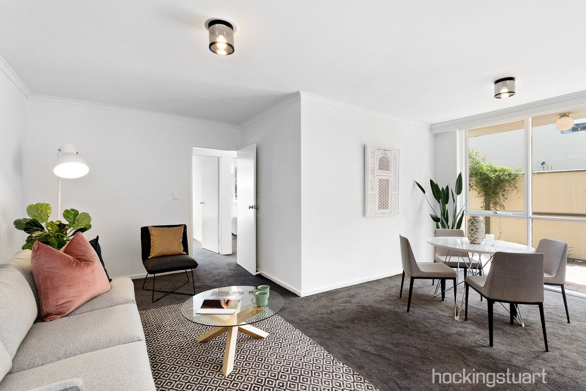 2/10-12 Repton Road, Malvern East image 2