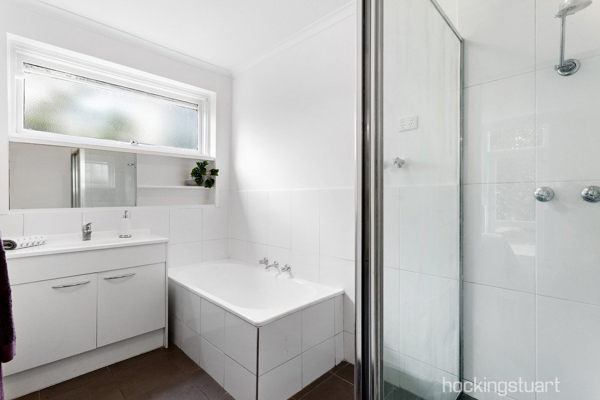2/10-12 Repton Road, Malvern East image 7