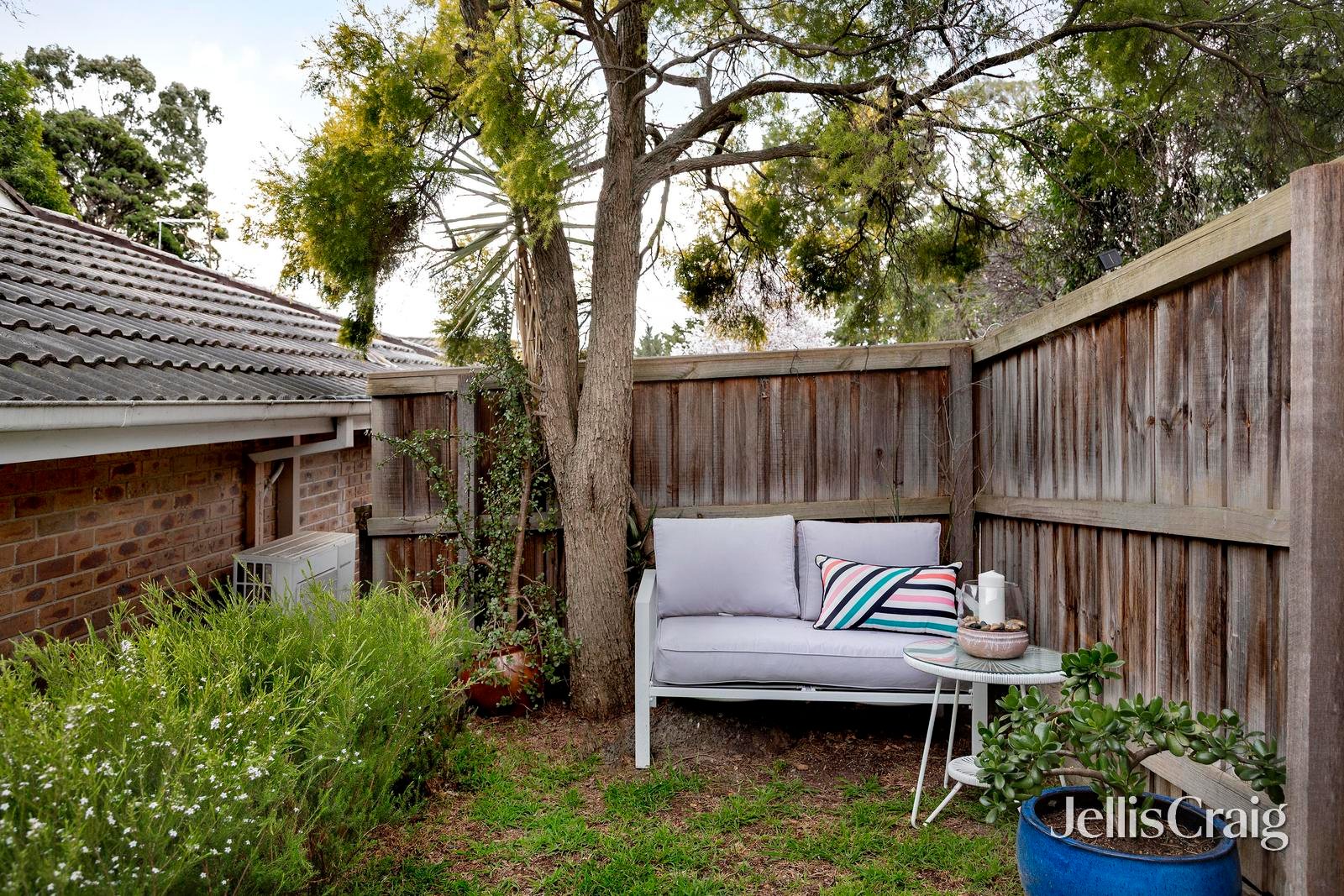 2/10 Alexander Street, Montmorency image 14