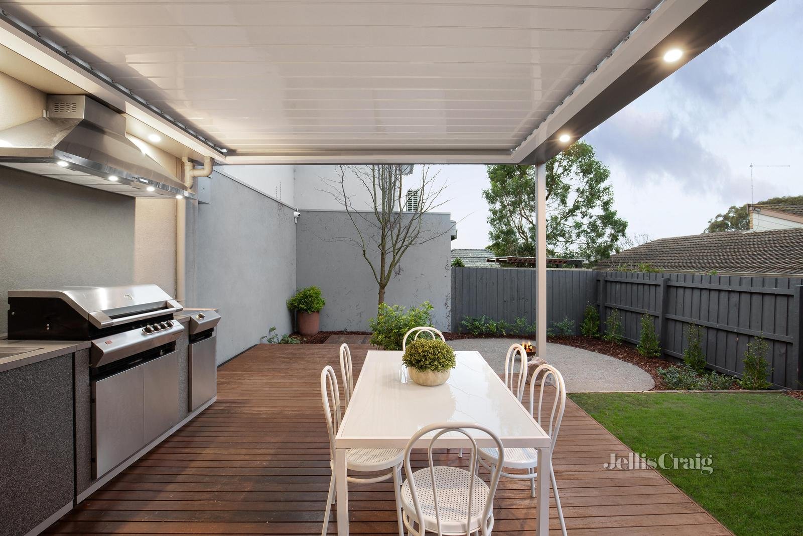 2/10 Almay Grove, Heidelberg image 13