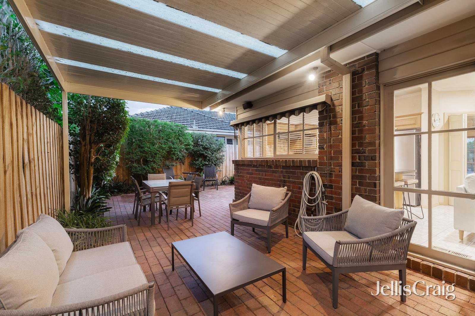 2/10 Athelstan Road, Camberwell image 8
