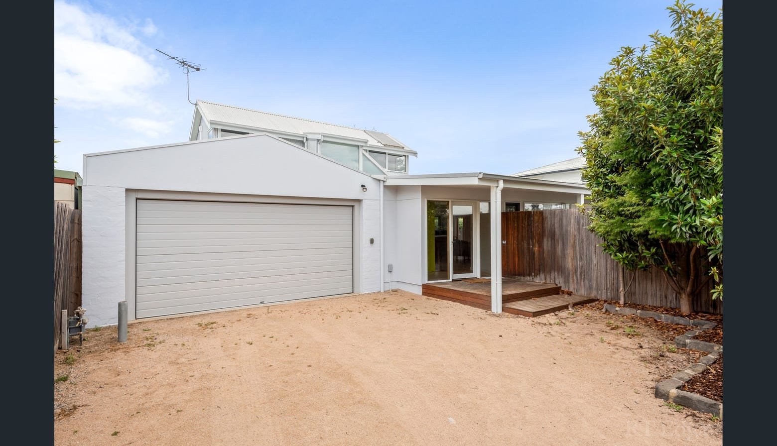 Property Gallery - Main Image