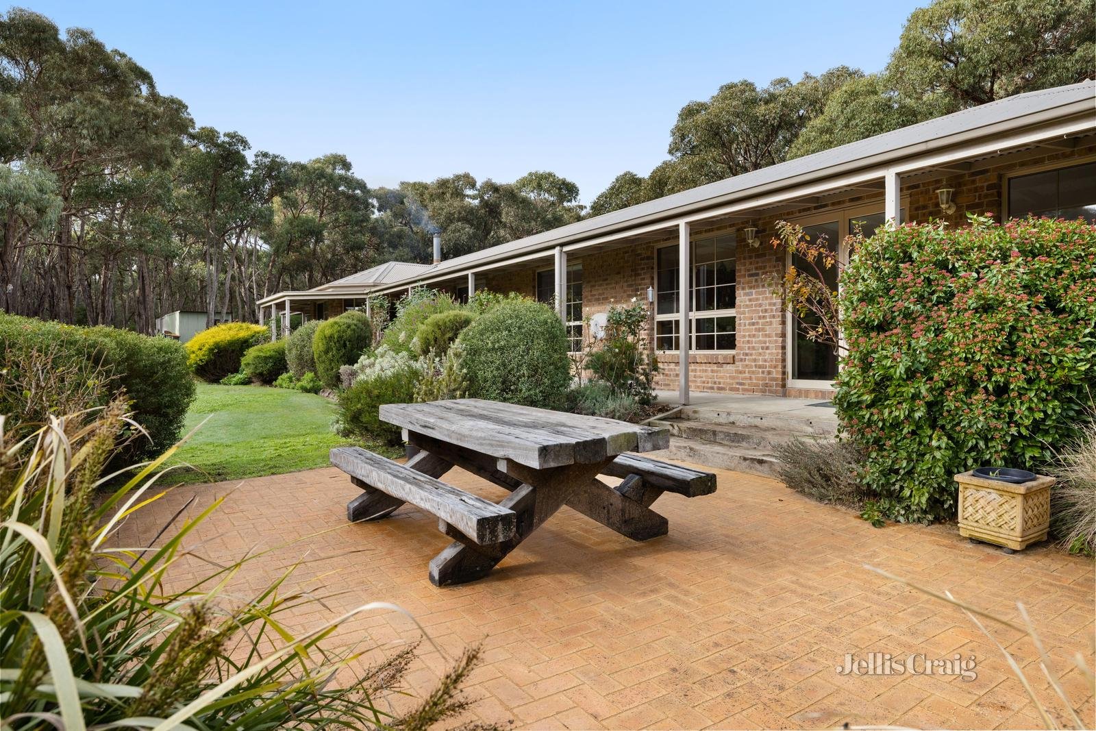 210 Boundary Road, Sulky image 12