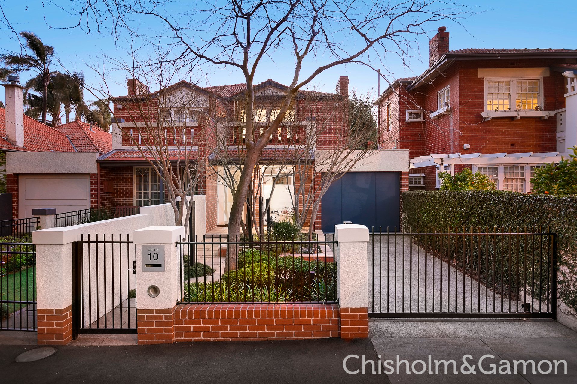 2/10 Broadway, Elwood image 1