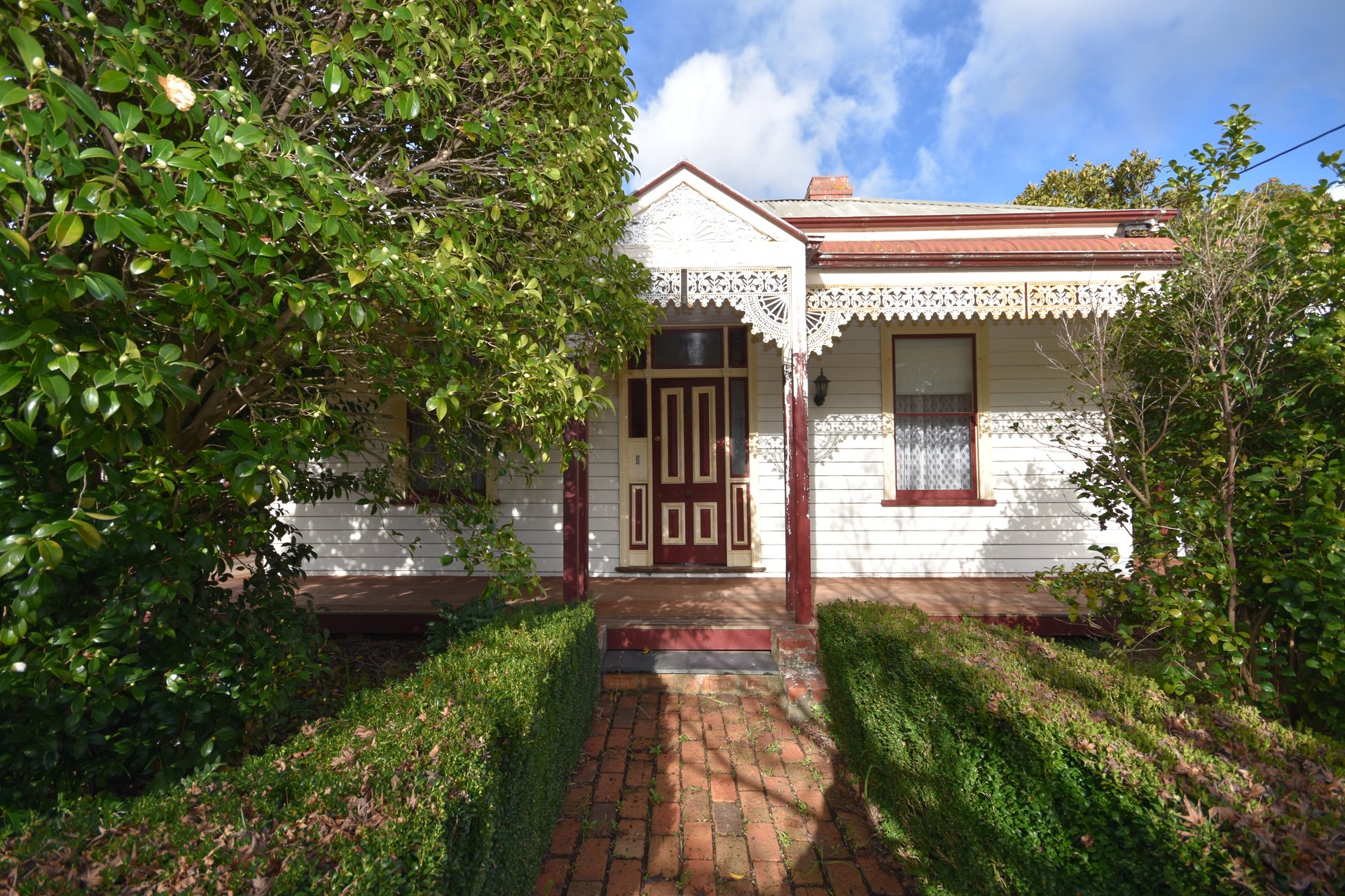 210 Cambridge Road, Kilsyth image 1
