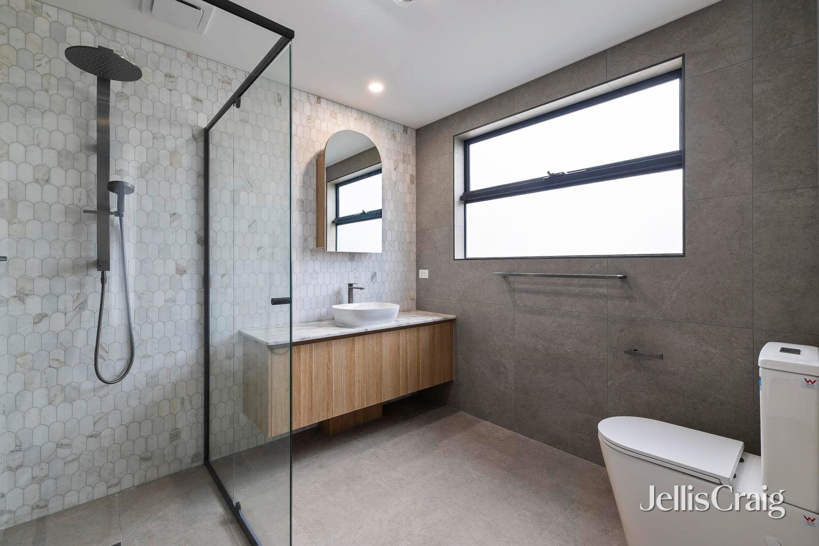 2/10 Catherine Street, Mccrae image 5