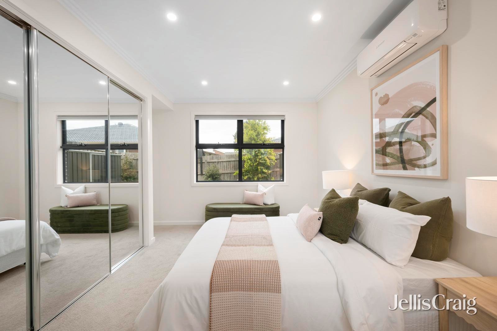 2/10 Churchill Road, Croydon image 10