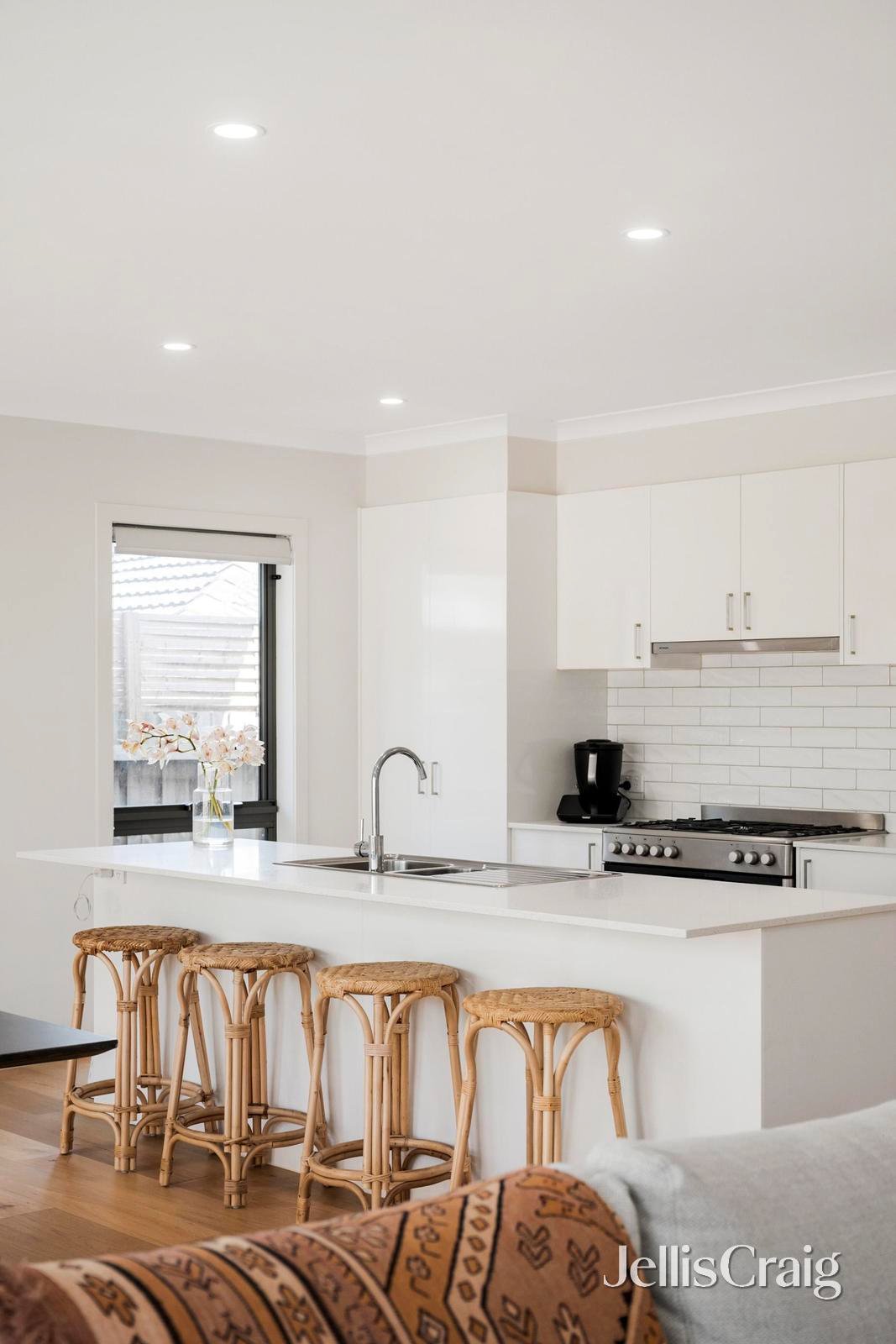 2/10 Fernbank Court, Kilsyth image 3